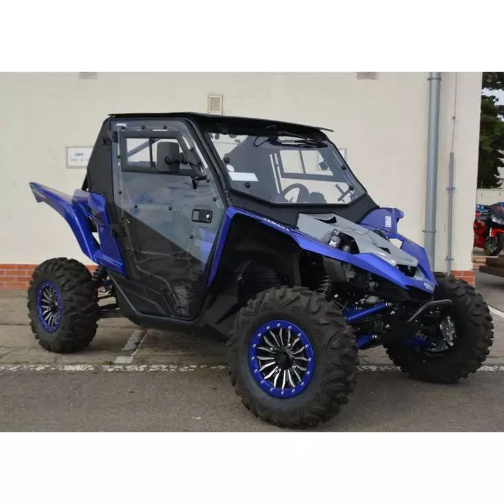 DFK TÄYSI OHJAAMO LÄMMÖLLÄ + PYYHIN/PESIN YAMAHA YXZ 1000R 2019- - UTV KORIOSAT - 722-41S07U02-0 - 1