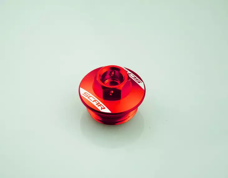 Scar Oil Filler Plug - Suzuki/Yamaha - Red Color - CROSSIN ÖLJYPROPUT JA TÄYTTÖKORKIT - 430-OFP400 - 1