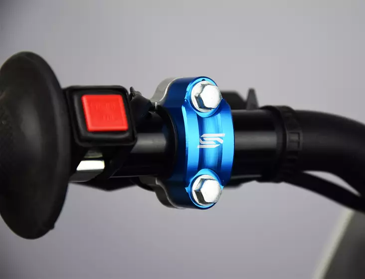 Scar Universal Rotating Bar Clamp - Blue - CROSSIN KOROTUSPALAT JA KIINNIKKEET - 430-RBC2 - 1