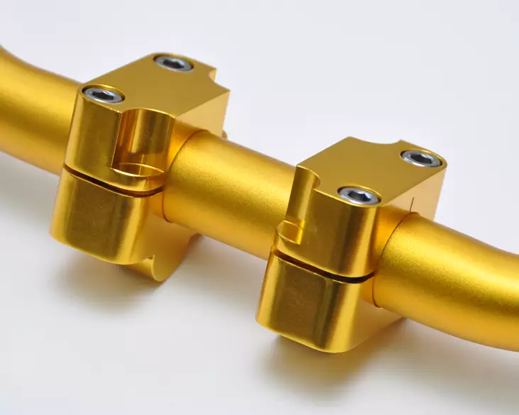 Psychic Kiinnikkeet 28,6mm Gold - CROSSIN KOROTUSPALAT JA KIINNIKKEET - 38-0033-9 - 1