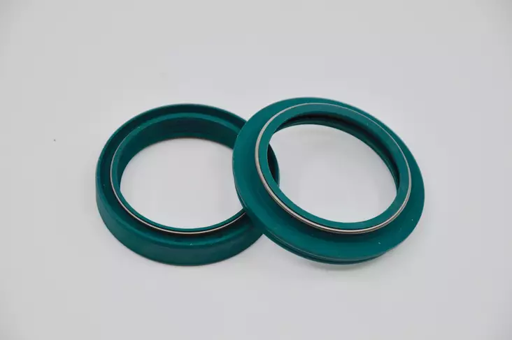 SKF HEAVY DUTY OIL & DUST SEAL 45 MM. - MARZOCCHI - CROSSIN ETUPUTKIEN PÖLYTIIVISTEET - 220-G45M-HD - 1