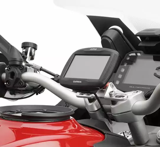 Givi Gps Adapteri Garmin Navigaattorille Kiinnikkeille S901a & S902a - Puhelin-, Gps- ja kamera kiinnikkeet - 321-SGZ39SM - 1