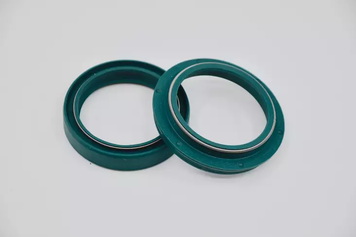 SKF OIL & DUST SEAL 45 MM. - MARZOCCHI - CROSSIN ETUPUTKIEN PÖLYTIIVISTEET - 220-G45M - 1