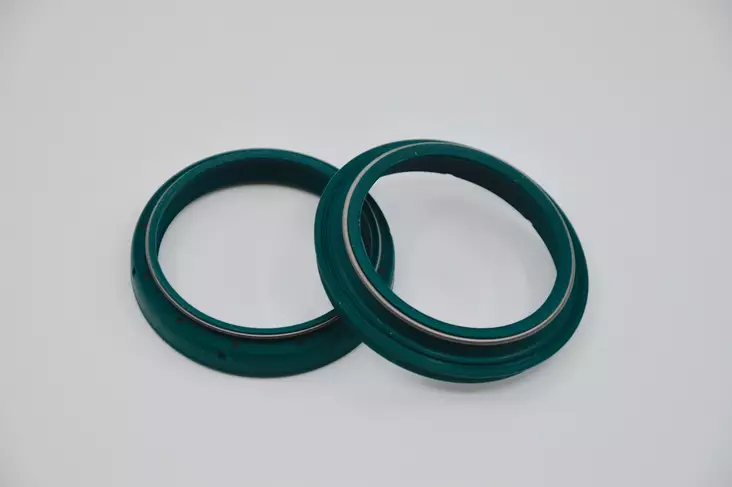 SKF OIL & DUST SEAL 48 MM. - SHOWA - CROSSIN ETUPUTKIEN PÖLYTIIVISTEET - 220-G48S - 1